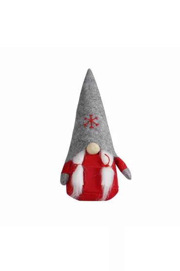 Skrzat z filcową czapką