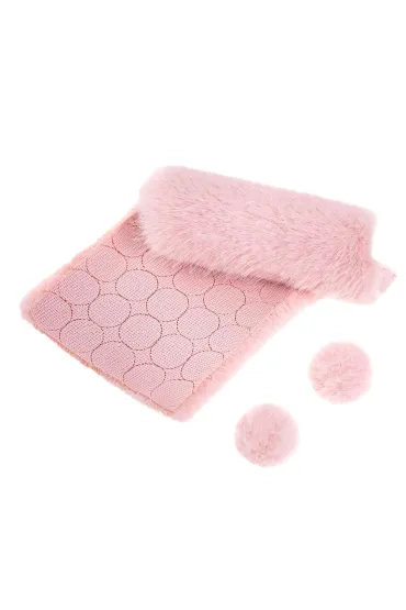 Futerkowe pompony na taśmie jasny róż 3cm 50 szt