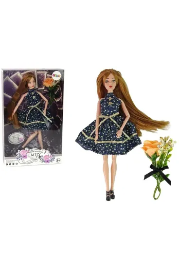 Lalka Emily pokaz mody