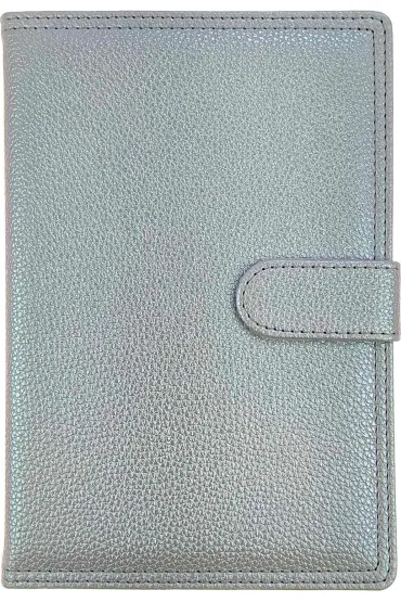 Kalendarz 2026 A5 dzienny z zapięciem hologram błękitny