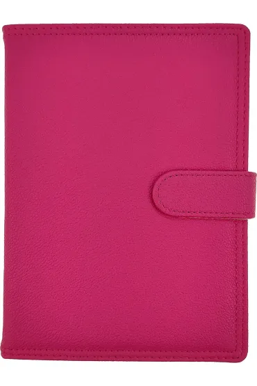 Kalendarz 2026 B5 dzienny z zapięciem ekoskóra malinowy