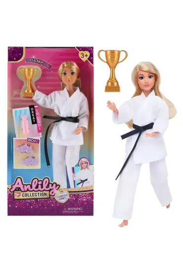 Lalka dziewczyna judo